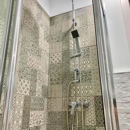 Modern Poolview *